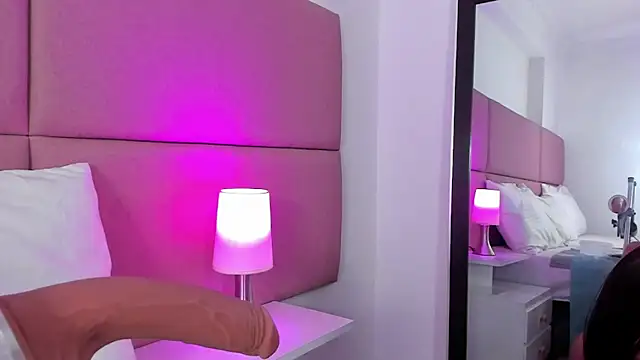 Snapshot of SammyMorales chatting on 10-01-25, 12:33 SammyMorales online show from 10-01-25, 12:33