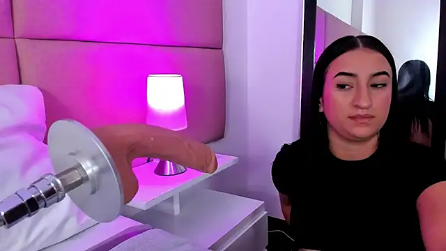 Snapshot of SammyMorales chatting on 11-12-25, 12:38 SammyMorales online show from 11-12-25, 12:38