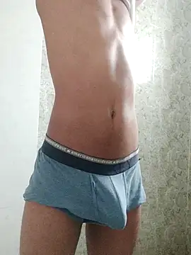 Snapshot of iamharryy chatting on 12-14-25, 11:26 iamharryy online show from 12-14-25, 11:26