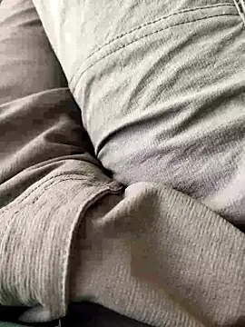 Snapshot of iamharryy chatting on 01-06-26, 09:35 iamharryy online show from 01-06-26, 09:35