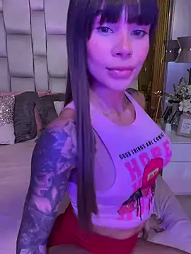 Snapshot of Karol_Towers chatting on 02-06-25, 12:00 Karol Towers online show from 02-06-25, 12:00