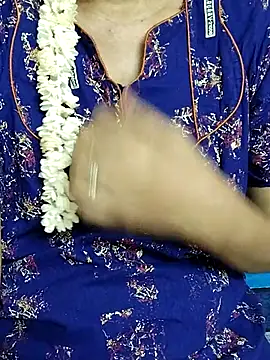 Snapshot of kavi-99 chatting on 06-02-26, 01:29 kavi-99 online show from 06-02-26, 01:29