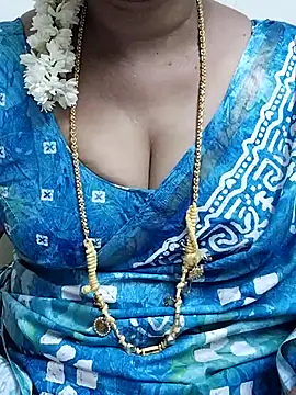 Snapshot of kavi-99 chatting on 06-11-26, 04:16 kavi-99 online show from 06-11-26, 04:16