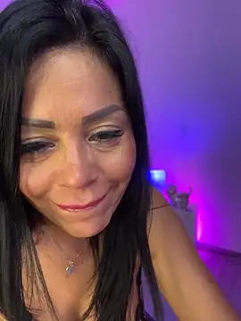 KarolRubi1 online show from 04-12-26, 03:55