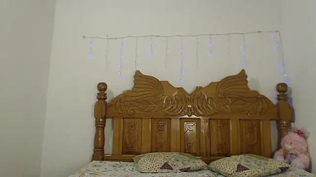 Coral0403 online show from 02-07-25, 09:26