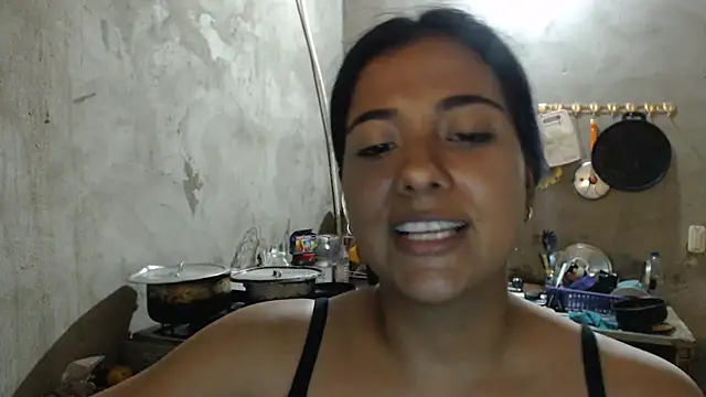 Coral0403 online show from 03-22-25, 01:43