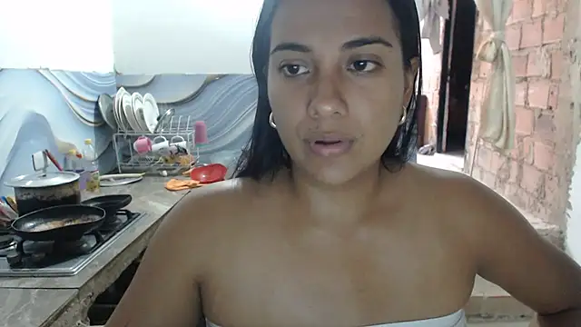 Coral0403 online show from 07-09-26, 06:45