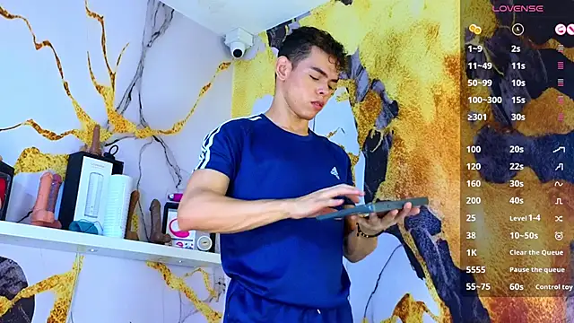 Snapshot of Nijinsky_LatinBoy chatting on 09-15-25, 10:59 Nijinsky LatinBoy online show from 09-15-25, 10:59