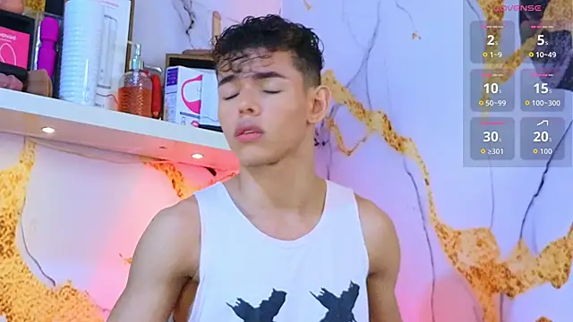 Snapshot of Nijinsky_LatinBoy chatting on 12-03-25, 10:46 Nijinsky LatinBoy online show from 12-03-25, 10:46