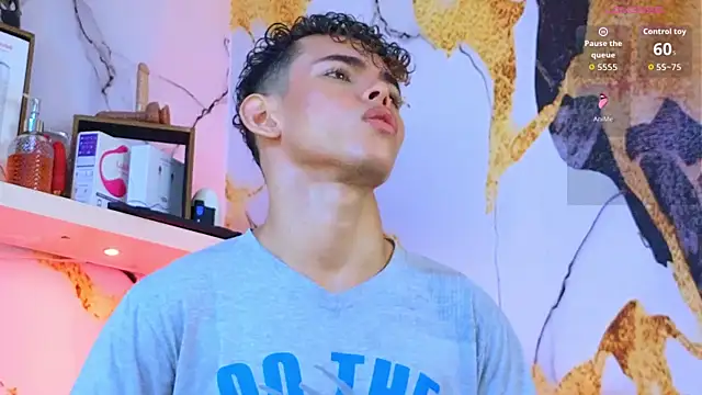 Snapshot of Nijinsky_LatinBoy chatting on 12-04-25, 11:19 Nijinsky LatinBoy online show from 12-04-25, 11:19