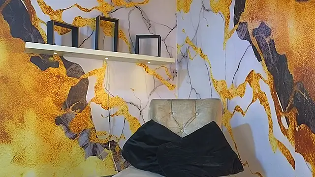 Snapshot of Nijinsky_LatinBoy chatting on 01-15-26, 08:41 Nijinsky LatinBoy online show from 01-15-26, 08:41