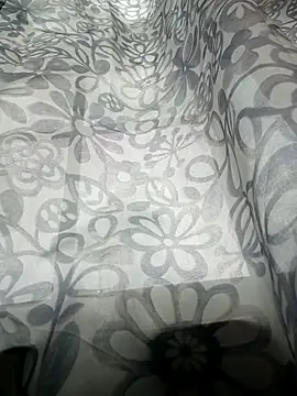 Snapshot of TheOneNOnlyHalfPint chatting on 09-23-25, 10:02 TheOneNOnlyHalfPint online show from 09-23-25, 10:02