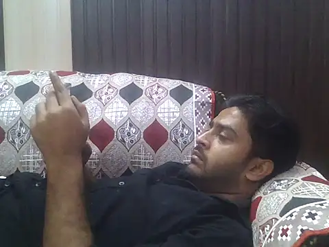 indihotguy online show from 10-21-25, 01:23