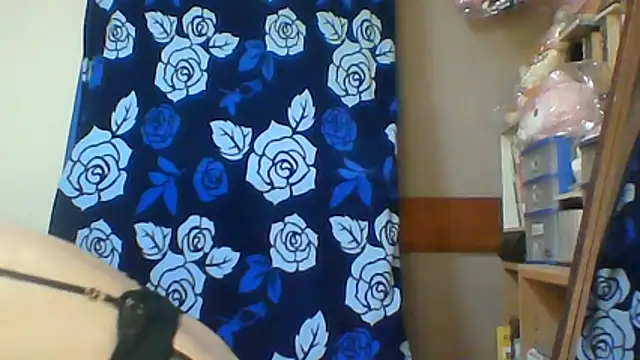Snapshot of anakanakami chatting on 07-09-26, 03:43 anakanakami online show from 07-09-26, 03:43