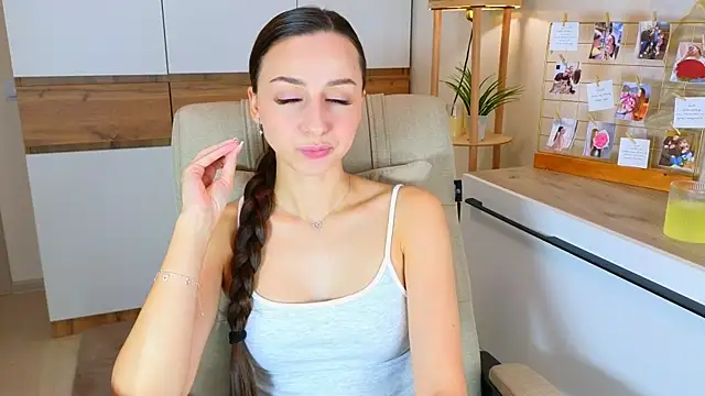 Snapshot of mellowness_ chatting on 10-02-25, 11:39 mellowness online show from 10-02-25, 11:39