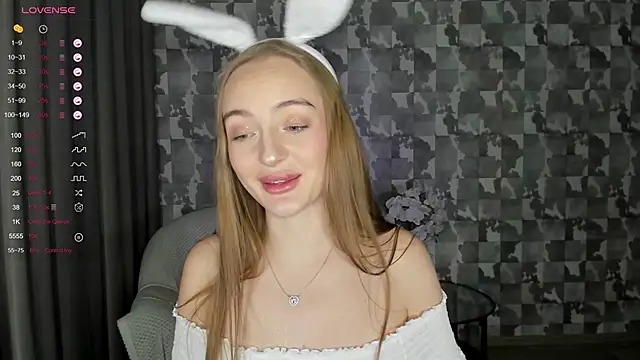 Snapshot of A_delina chatting on 02-25-25, 04:42 A delina online show from 02-25-25, 04:42