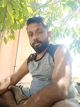 Snapshot of carria_homes chatting on 02-21-25, 07:45 carria homes online show from 02-21-25, 07:45