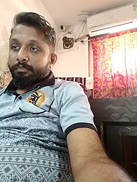 Snapshot of carria_homes chatting on 02-25-25, 11:52 carria homes online show from 02-25-25, 11:52