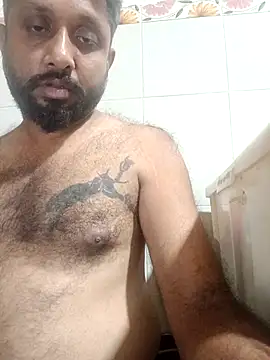 Snapshot of carria_homes chatting on 12-16-25, 07:41 carria homes online show from 12-16-25, 07:41