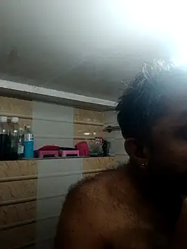 Snapshot of carria_homes chatting on 12-17-25, 07:58 carria homes online show from 12-17-25, 07:58