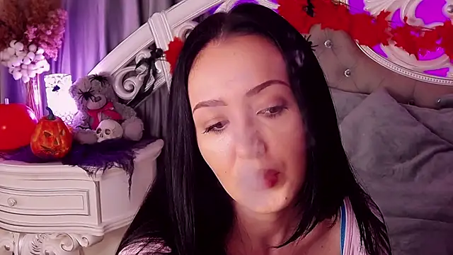 KimKhallifa online show from 11-01-25, 05:09