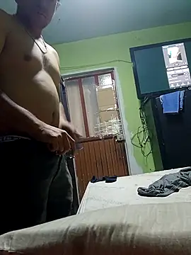 Snapshot of chinoxxx chatting on 10-23-25, 11:03 chinoxxx online show from 10-23-25, 11:03