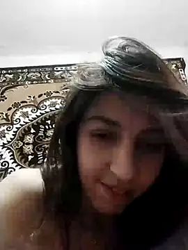 Snapshot of Bannymimimi chatting on 01-20-25, 10:18 Bannymimimi online show from 01-20-25, 10:18