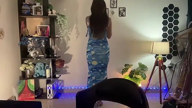 roseofvenom online show from 11-19-25, 05:13