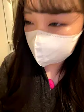 Snapshot of mina_0207 chatting on 11-19-25, 03:50 mina 0207 online show from 11-19-25, 03:50