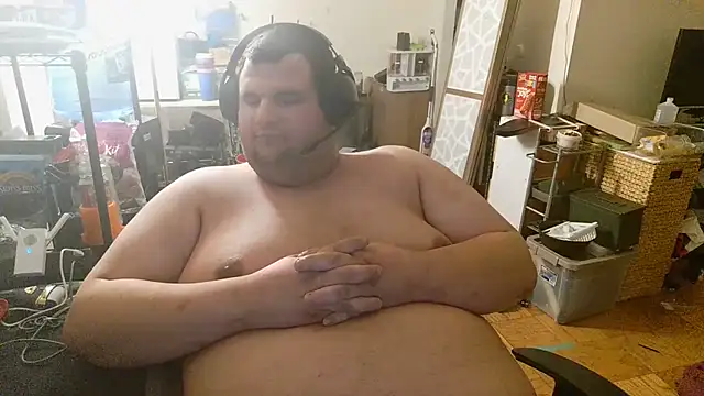 Snapshot of Hackensackneil chatting on 01-05-25, 12:42 Hackensackneil online show from 01-05-25, 12:42