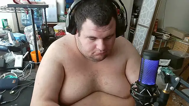 Snapshot of Hackensackneil chatting on 01-12-25, 02:30 Hackensackneil online show from 01-12-25, 02:30