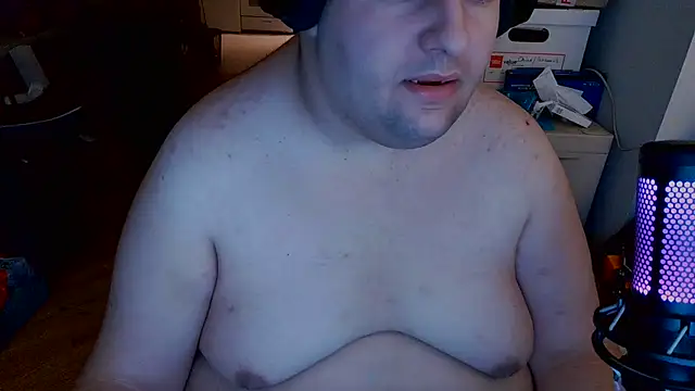 Snapshot of Hackensackneil chatting on 12-02-25, 12:43 Hackensackneil online show from 12-02-25, 12:43