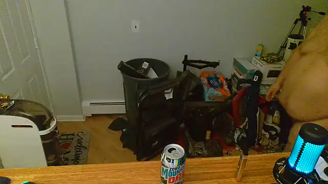 Snapshot of Hackensackneil chatting on 01-08-26, 11:40 Hackensackneil online show from 01-08-26, 11:40