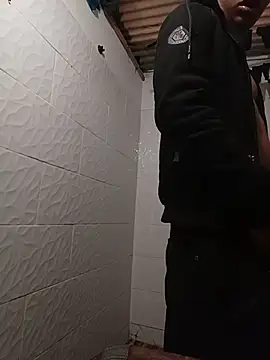 Snapshot of XGublex chatting on 10-25-25, 07:16 XGublex online show from 10-25-25, 07:16