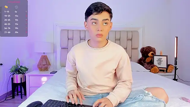 Maxi little online show from 12-04-25, 09:23