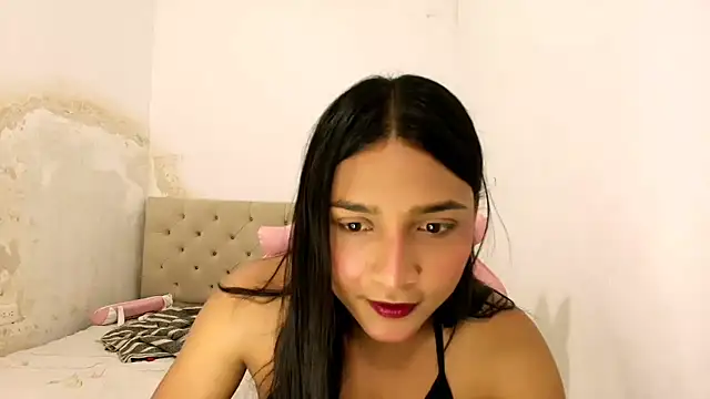 Snapshot of Miss_noah18 chatting on 04-25-26, 09:56 Miss noah18 online show from 04-25-26, 09:56