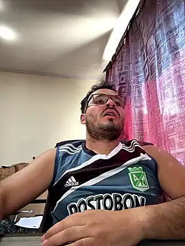 EMILIOHOT online show from 01-17-26, 05:05