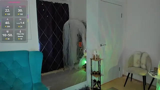 Lina Bennet online show from 04-05-26, 01:14