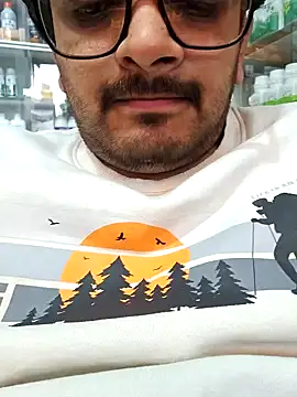 pyasevickybabu563 online show from 03-06-25, 03:13