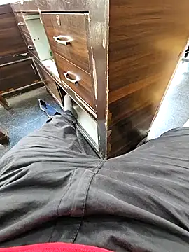 Snapshot of pyasevickybabu563 chatting on 03-22-25, 10:39 pyasevickybabu563 online show from 03-22-25, 10:39