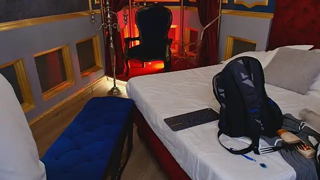 MarcoVitto online show from 12-15-25, 11:36