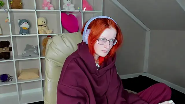 ElizabethHarpper online show from 01-08-26, 01:08