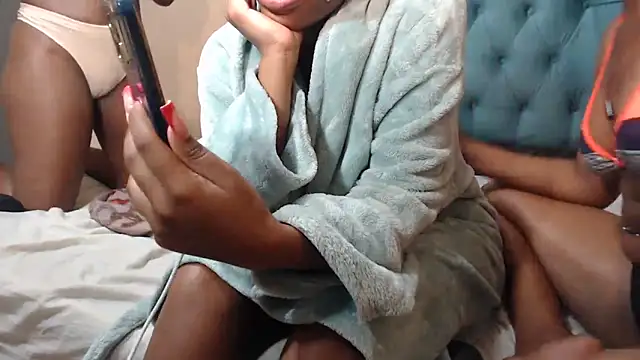 Snapshot of NiceCandyxx chatting on 03-21-25, 10:28 NiceCandyxx online show from 03-21-25, 10:28