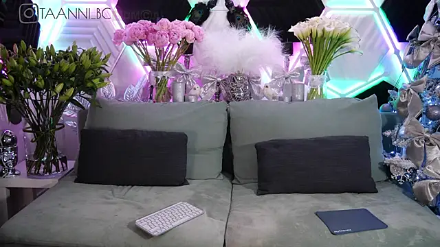 Snapshot of taanni_bc chatting on 01-31-25, 12:28 taanni bc online show from 01-31-25, 12:28