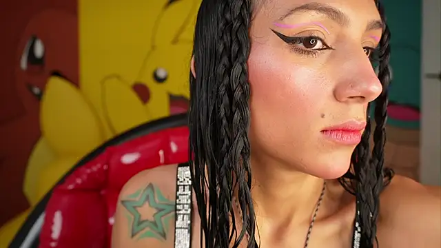 Snapshot of miss___evangeline chatting on 11-15-25, 11:40 miss evangeline online show from 11-15-25, 11:40