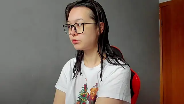 Snapshot of kittenrisha chatting on 01-19-25, 07:57 kittenrisha online show from 01-19-25, 07:57