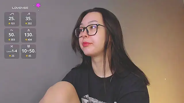 Snapshot of kittenrisha chatting on 01-28-25, 10:45 kittenrisha online show from 01-28-25, 10:45