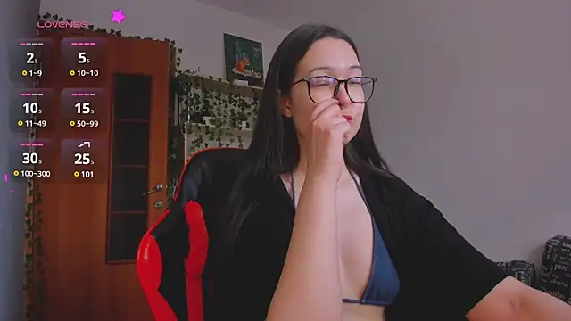 Snapshot of kittenrisha chatting on 03-04-25, 07:19 kittenrisha online show from 03-04-25, 07:19