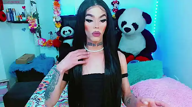 Snapshot of Alextwink chatting on 01-12-25, 12:49 Alextwink online show from 01-12-25, 12:49