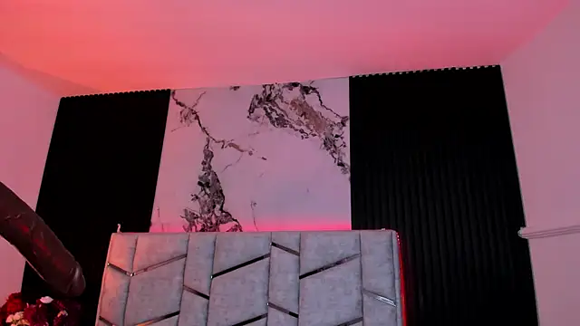 daniiphoeniixx online show from 11-04-25, 07:35